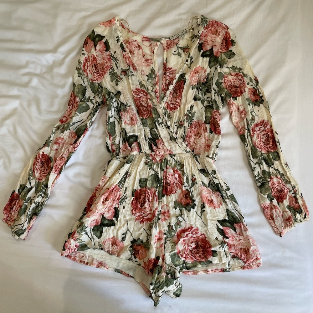 Floral romper size small